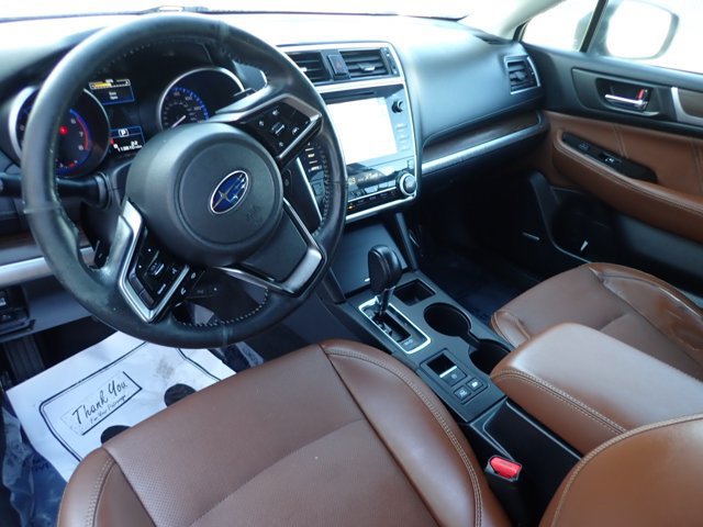 Used 2018 Subaru Outback 2.5i Touring AWD/4WD image 12