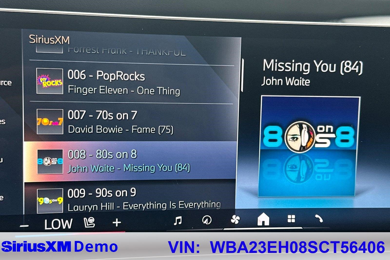 Certified 2025 BMW 740i RWD image 38