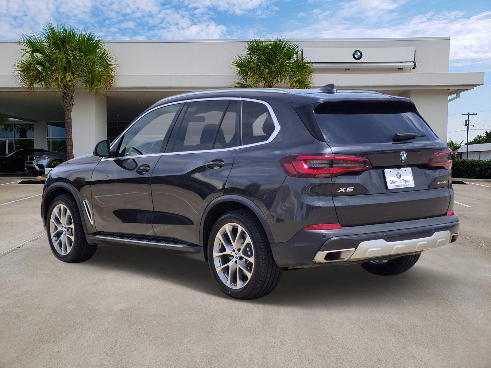 Certified 2023 BMW X5 xDrive40i AWD/4WD image 6
