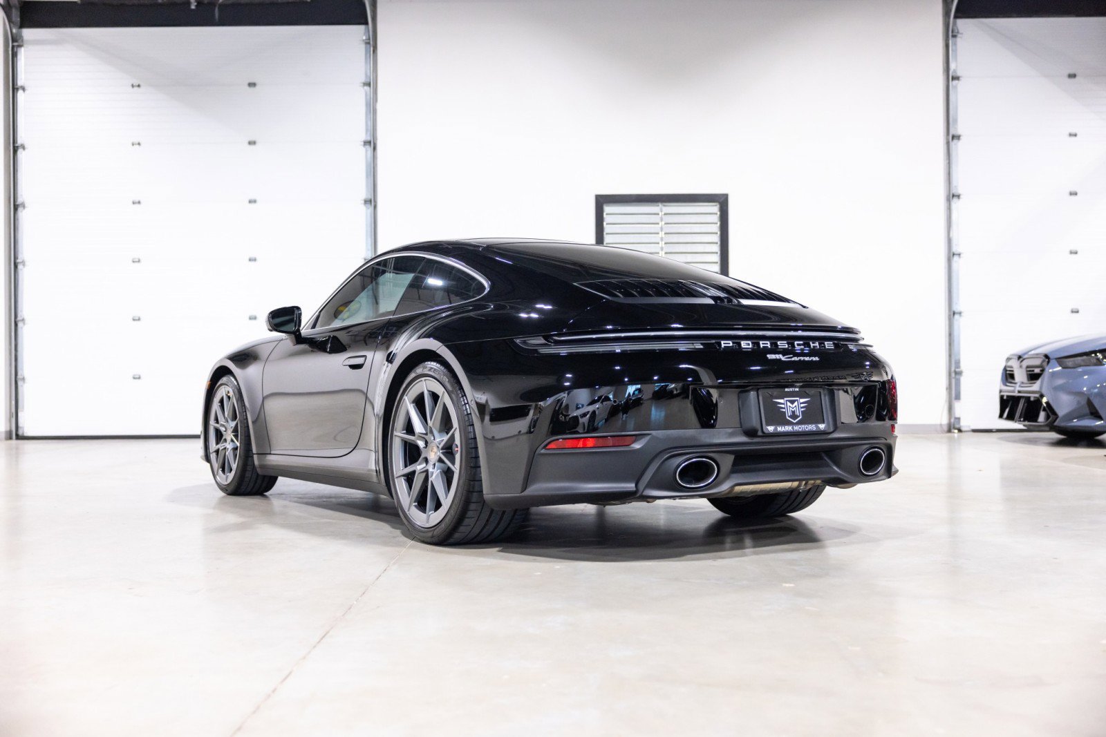 Used 2025 Porsche 911 Carrera RWD image 6
