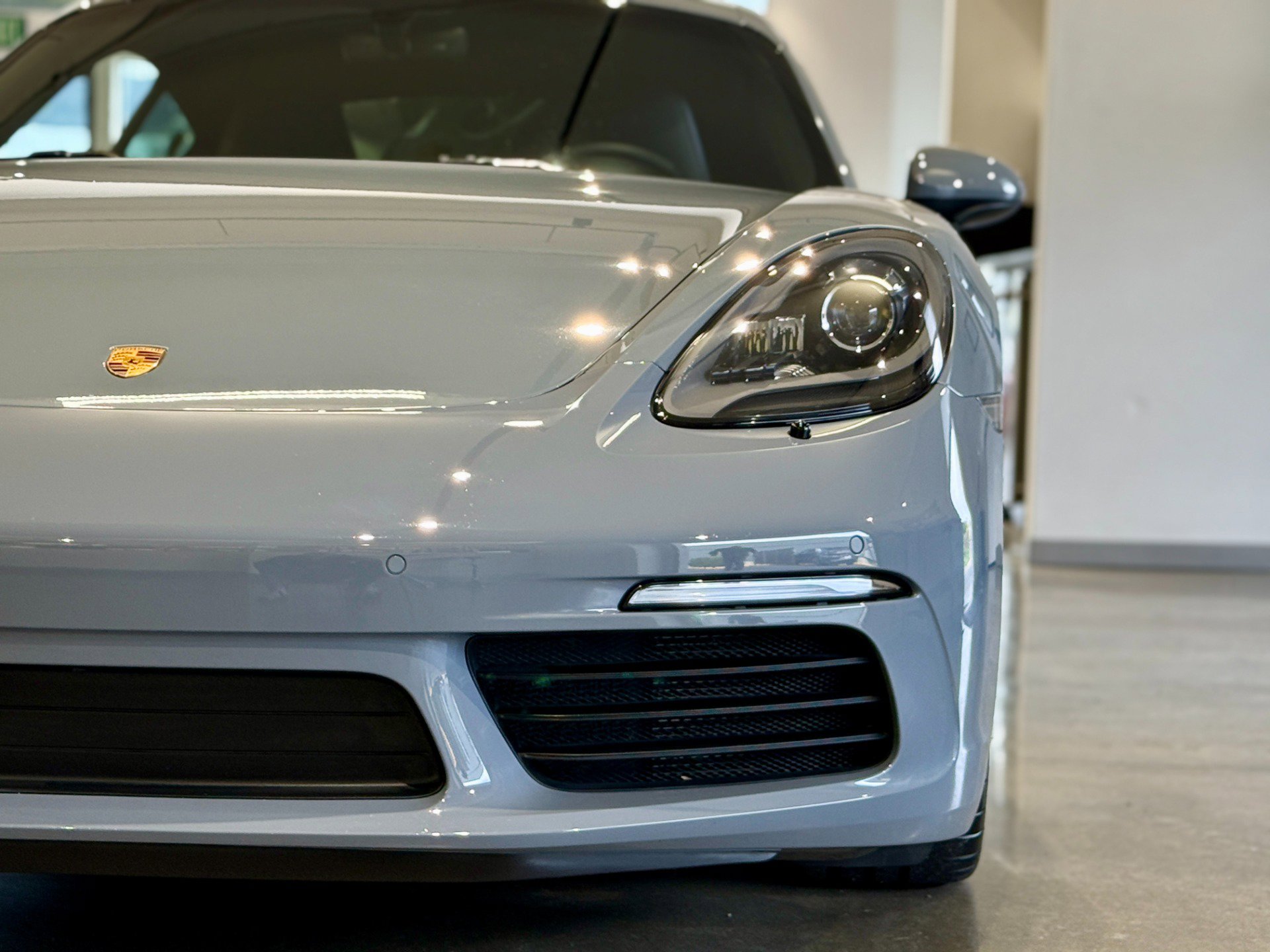 Used 2025 Porsche 718 Cayman S image 37