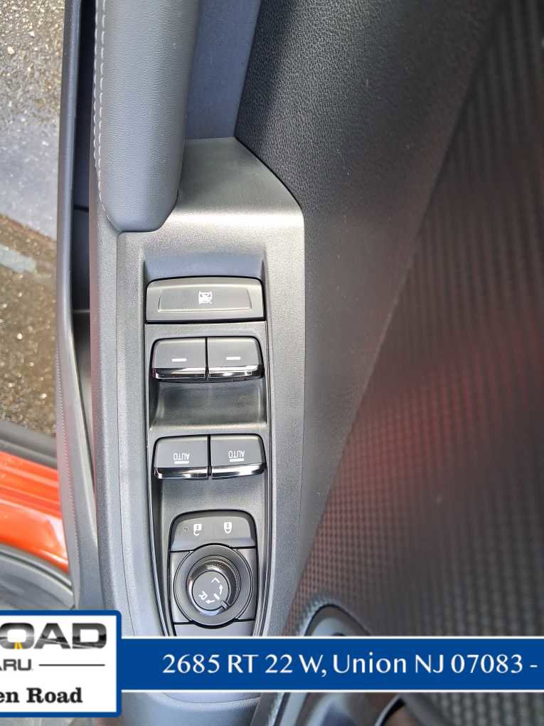 Certified 2025 Subaru Crosstrek 2.0i Premium w/ Crosstrek Mirror Package image 14