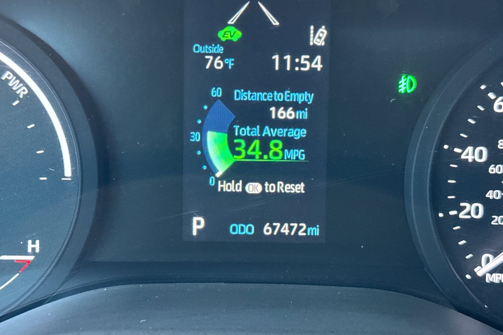 Certified 2023 Toyota Sienna XLE FWD image 33