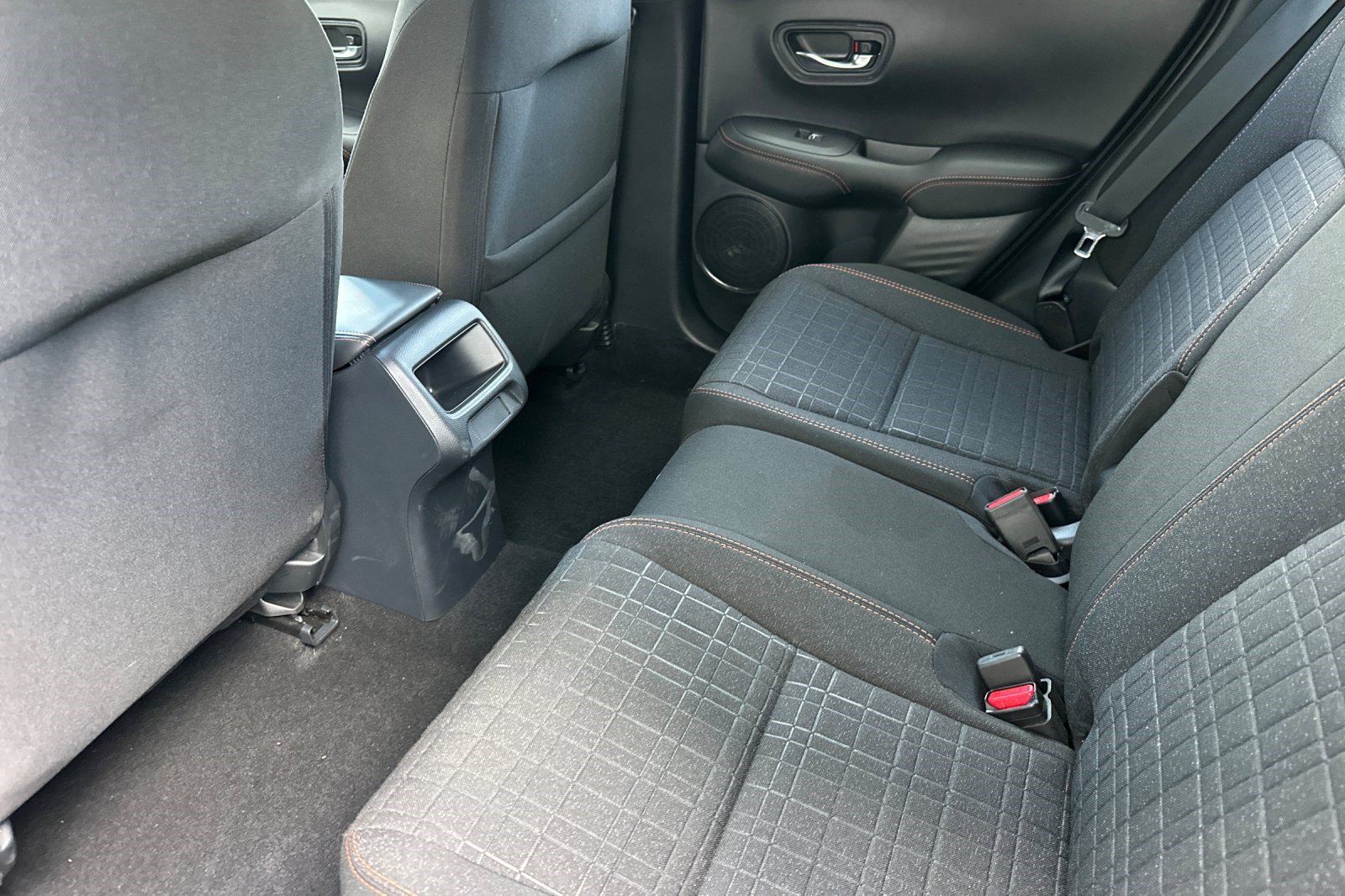 Used 2025 Honda HR-V Sport image 26