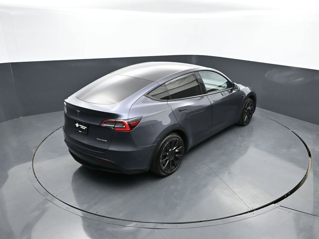 Used 2021 Tesla Model Y Long Range AWD/4WD image 21