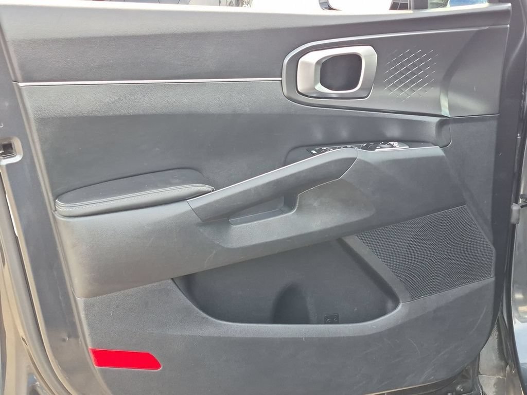Certified 2024 Kia Sorento S FWD image 22