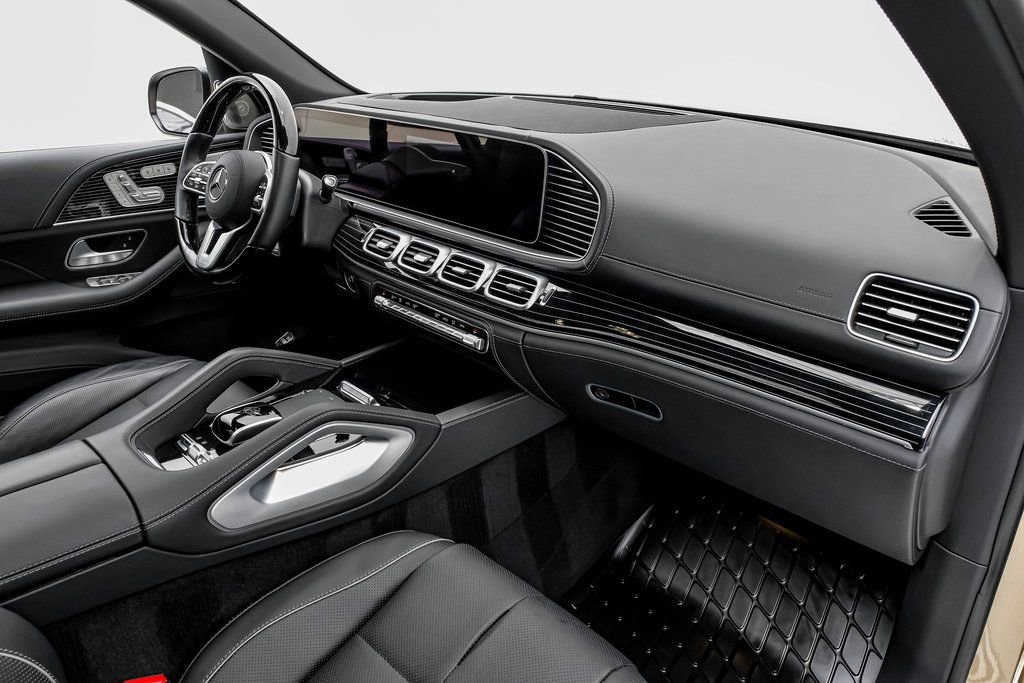 Used 2023 Mercedes-Benz Maybach GLS 600 4MATIC image 12