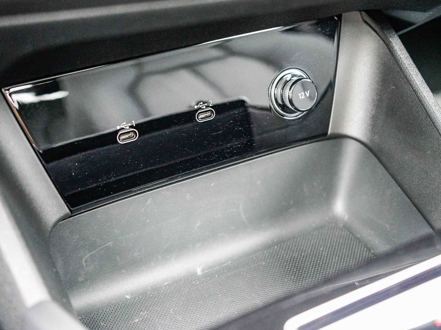 Used 2025 Audi A6 e-tron Premium Plus w/ Premium Plus image 22