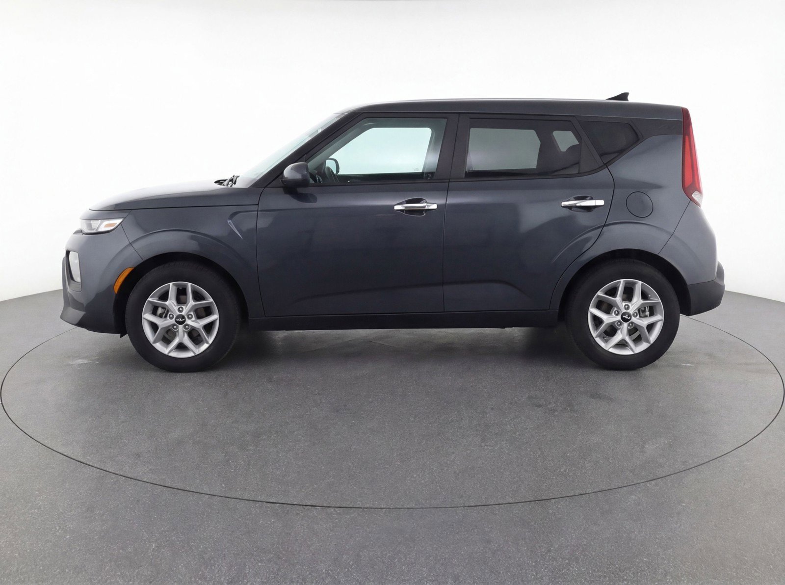 Used 2024 Kia Soul LX w/ Option Group 015 image 5