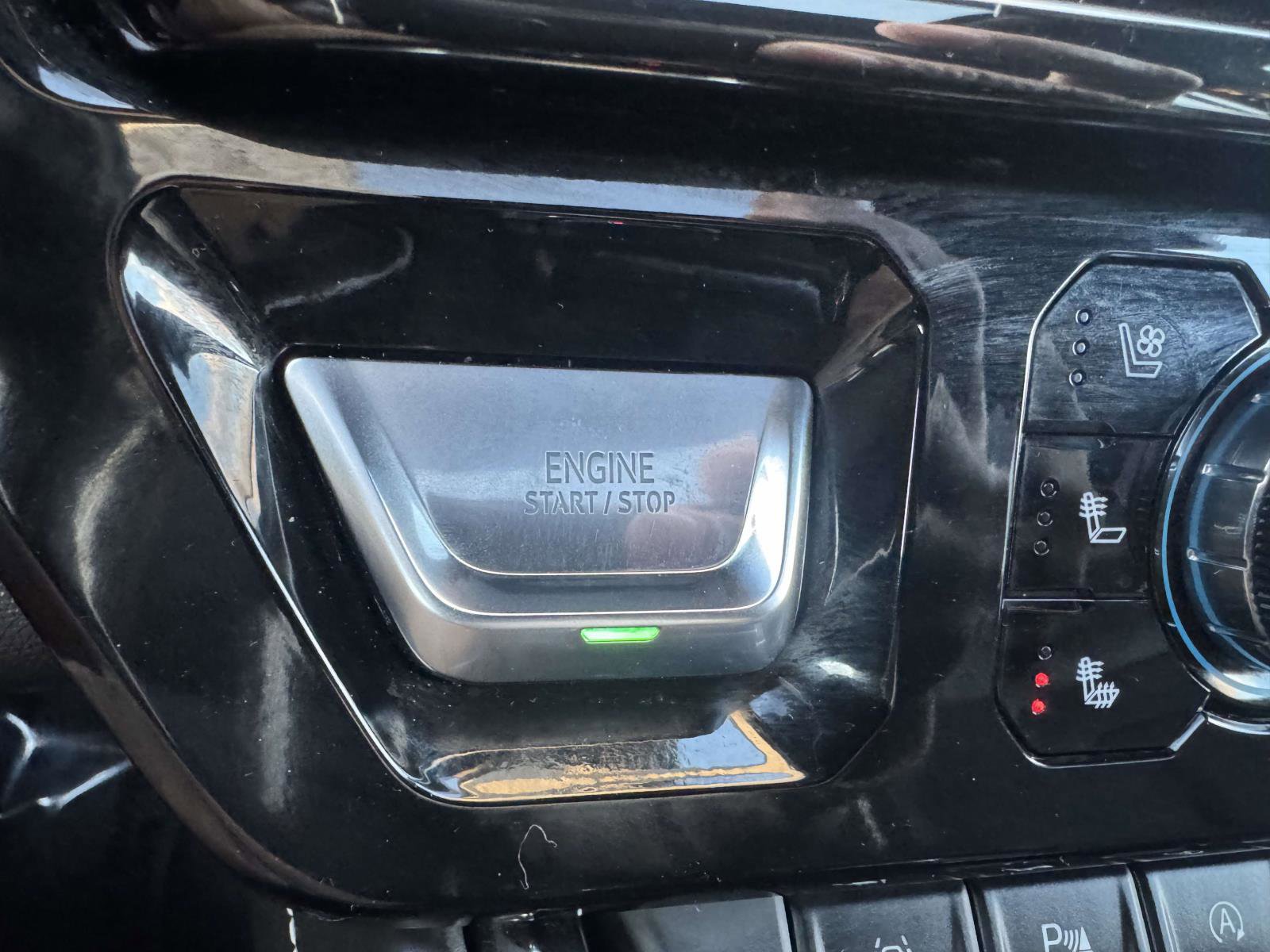 Used 2023 GMC Sierra 1500 AT4X image 38