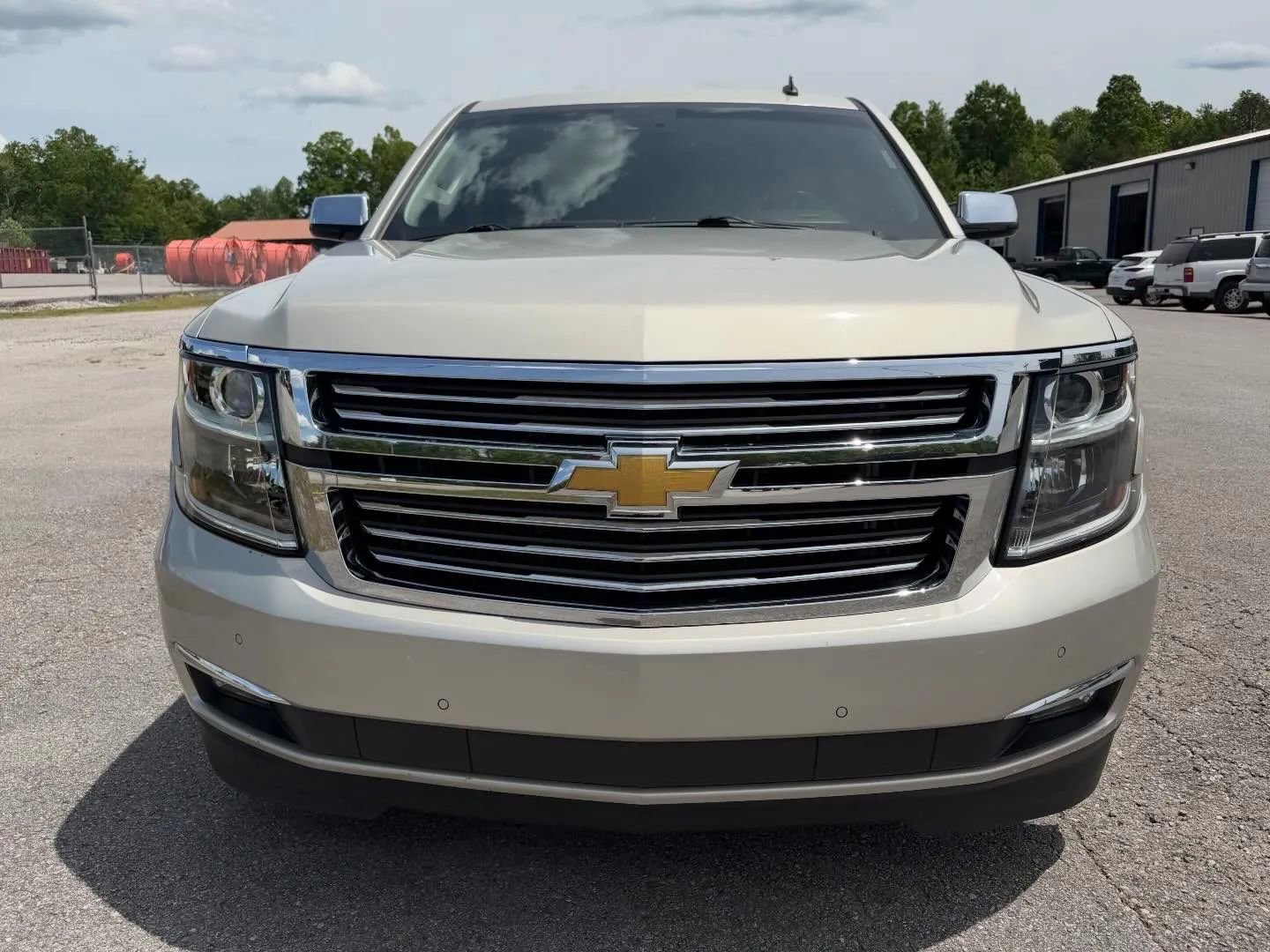 Used 2015 Chevrolet Tahoe LTZ AWD/4WD image 2