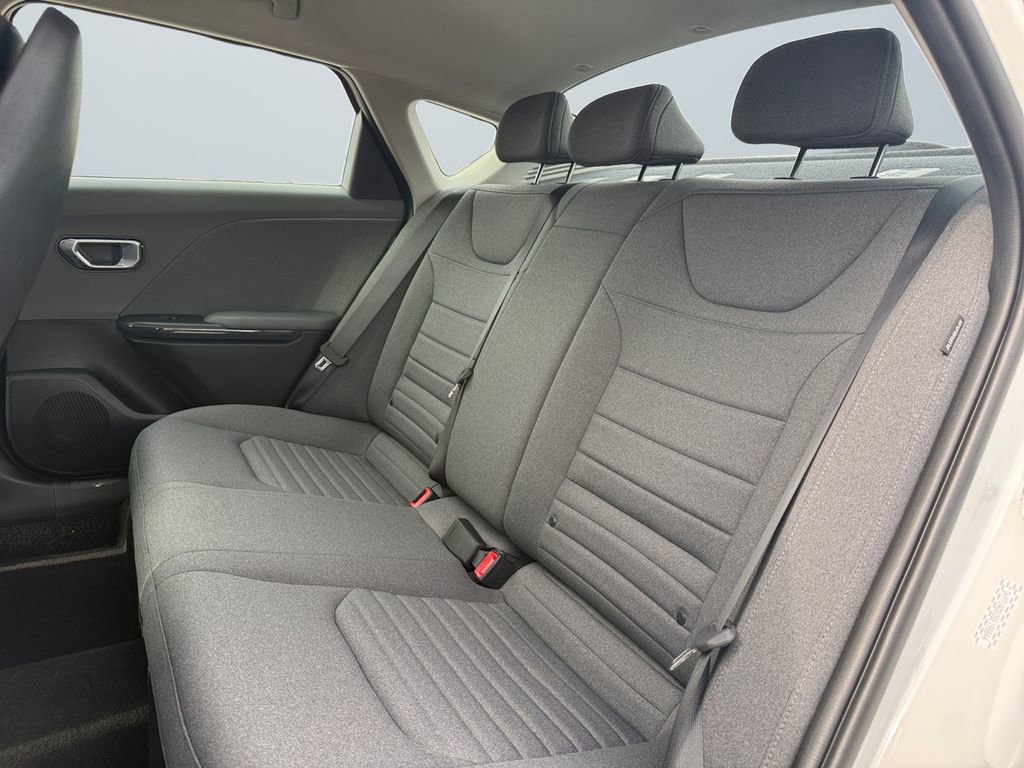 New 2025 Kia K4 GT-Line Turbo FWD image 13