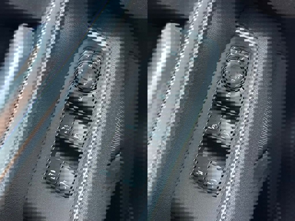 Used 2025 Chevrolet Silverado 1500 LT w/ All Star Edition Plus image 27