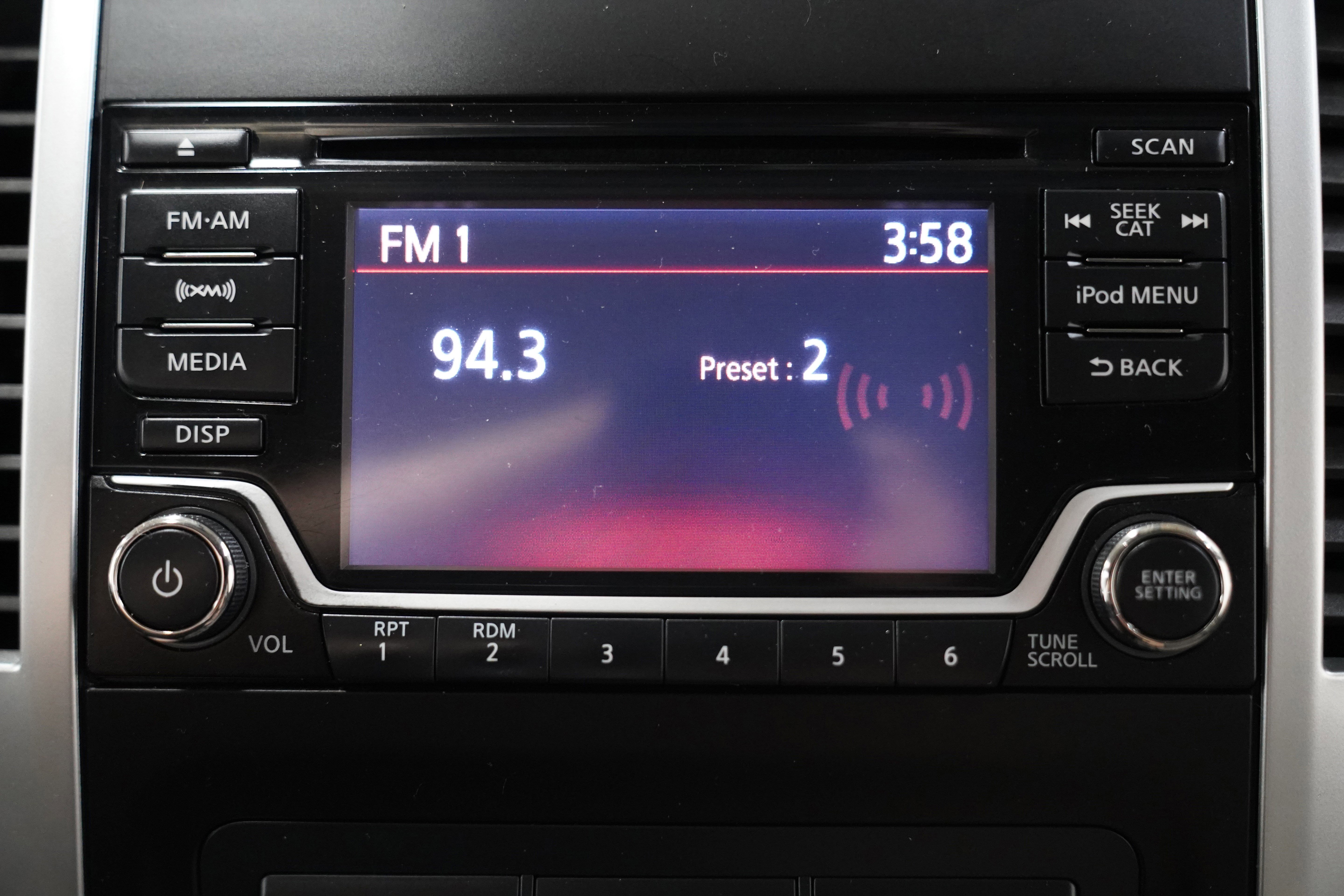 Used 2018 Nissan Frontier SV AWD/4WD image 24
