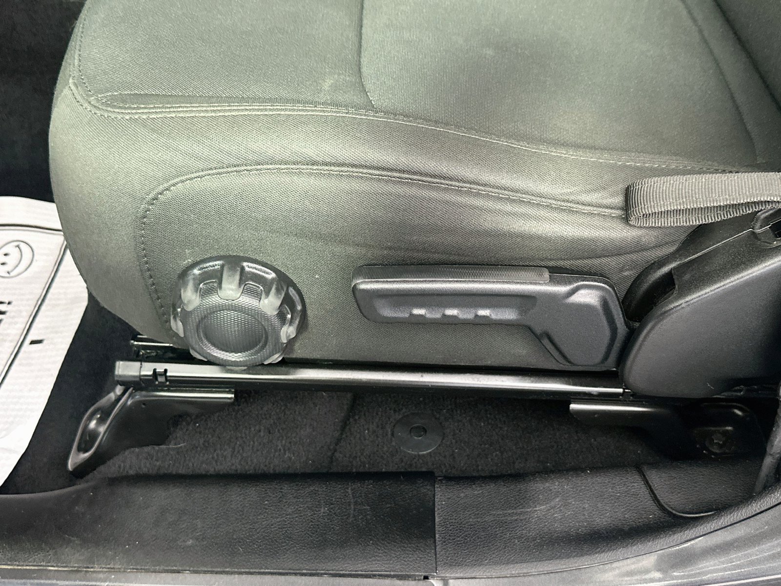 Used 2021 Jeep Gladiator Sport AWD/4WD image 19