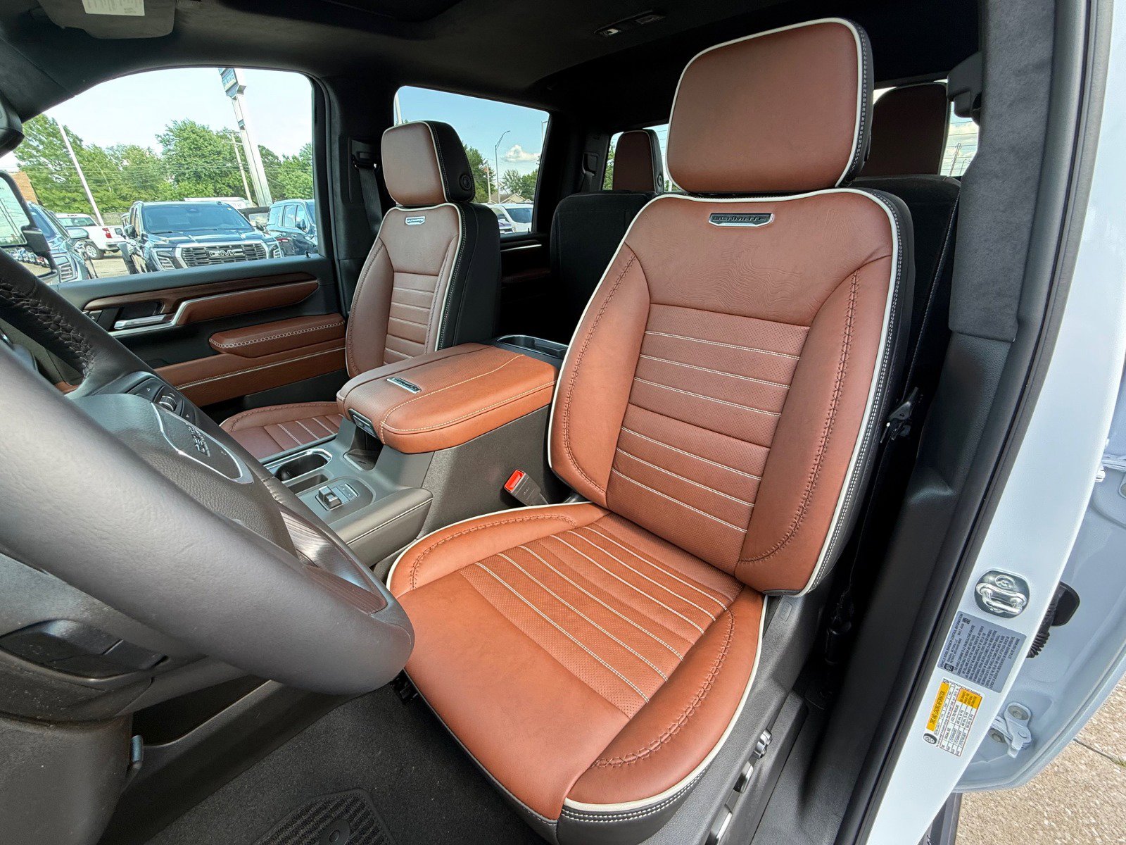 New 2025 GMC Sierra 2500 Denali Ultimate image 15