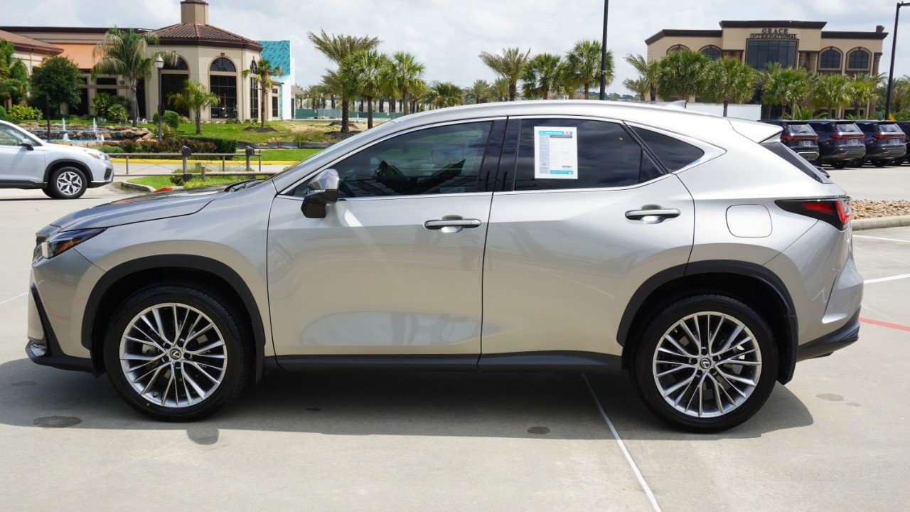Certified 2022 Lexus NX 350 AWD w/ Vision Package image 5