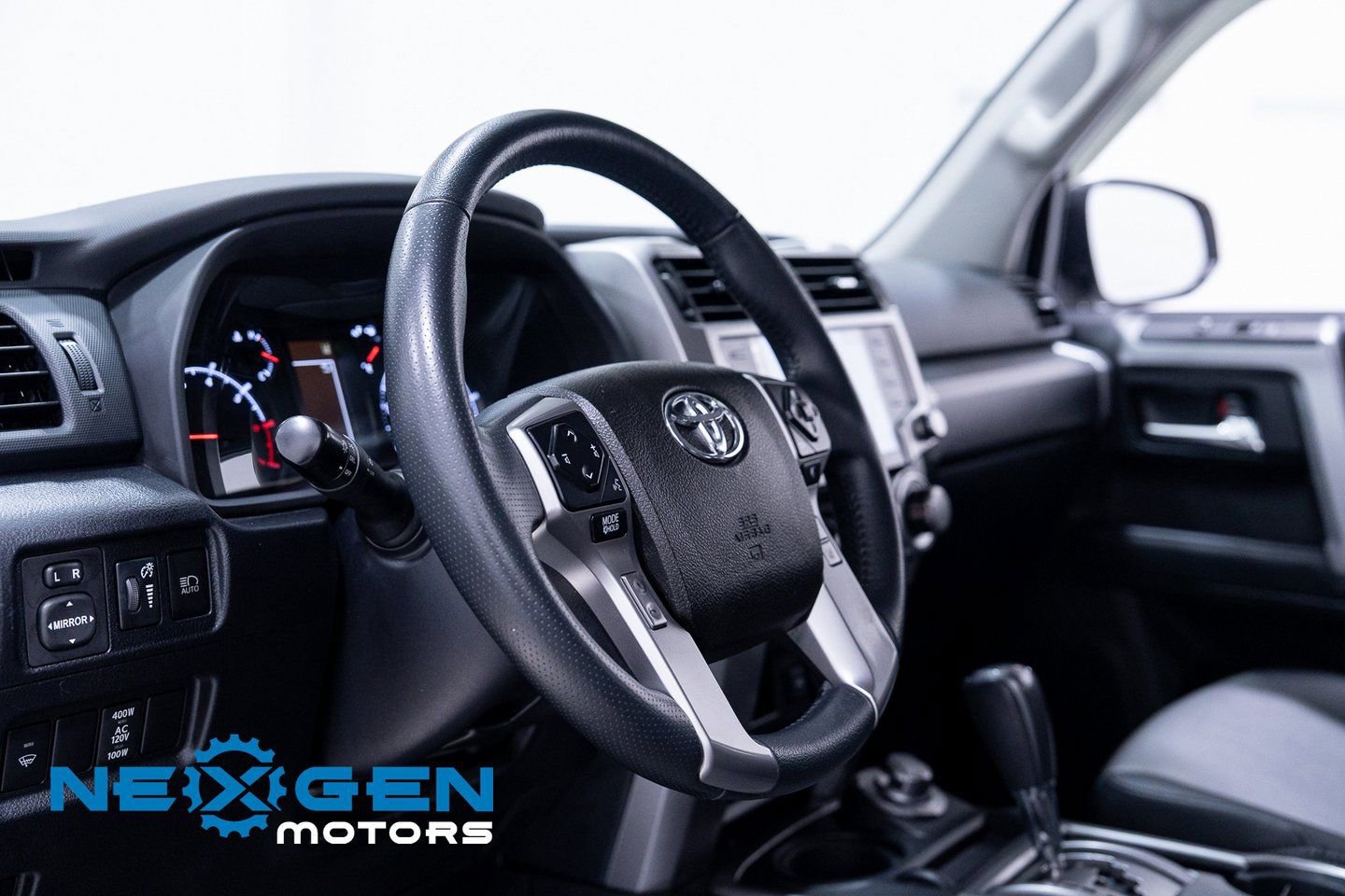 Used 2021 Toyota 4Runner SR5 Premium image 23