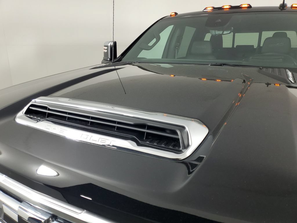 New 2026 Chevrolet Silverado 3500 High Country w/ Technology Package AWD/4WD image 11