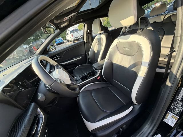 Used 2025 Kia K4 GT-Line w/ GT-Line Premium Package FWD image 15