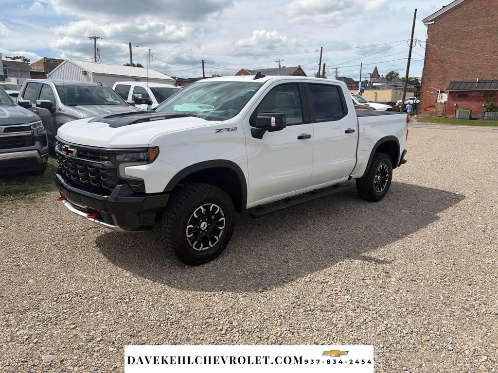 Used 2025 Chevrolet Silverado 1500 ZR2 w/ Technology Package AWD/4WD image 1