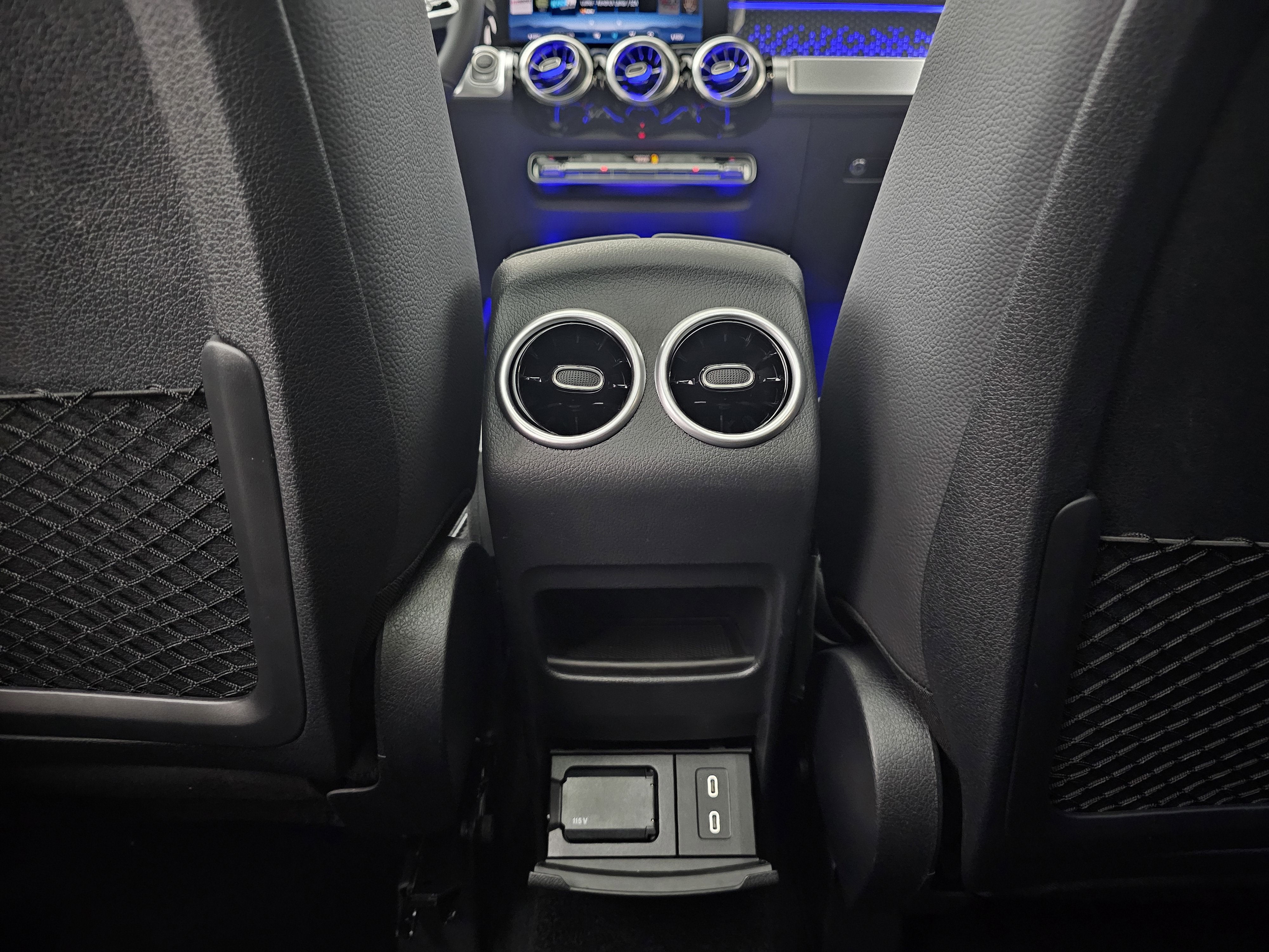 New 2026 Mercedes-Benz GLB 250 4MATIC image 33