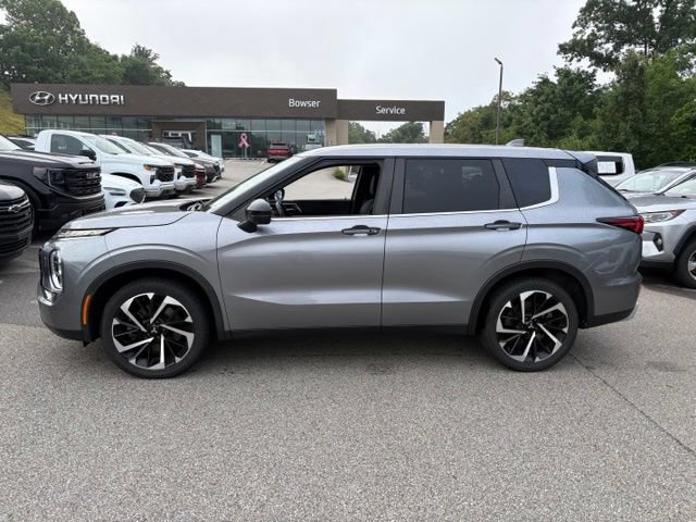 Used 2022 Mitsubishi Outlander SEL Black Edition AWD/4WD image 2