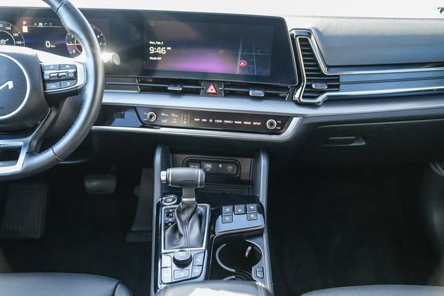 Used 2025 Kia Sportage SX image 14