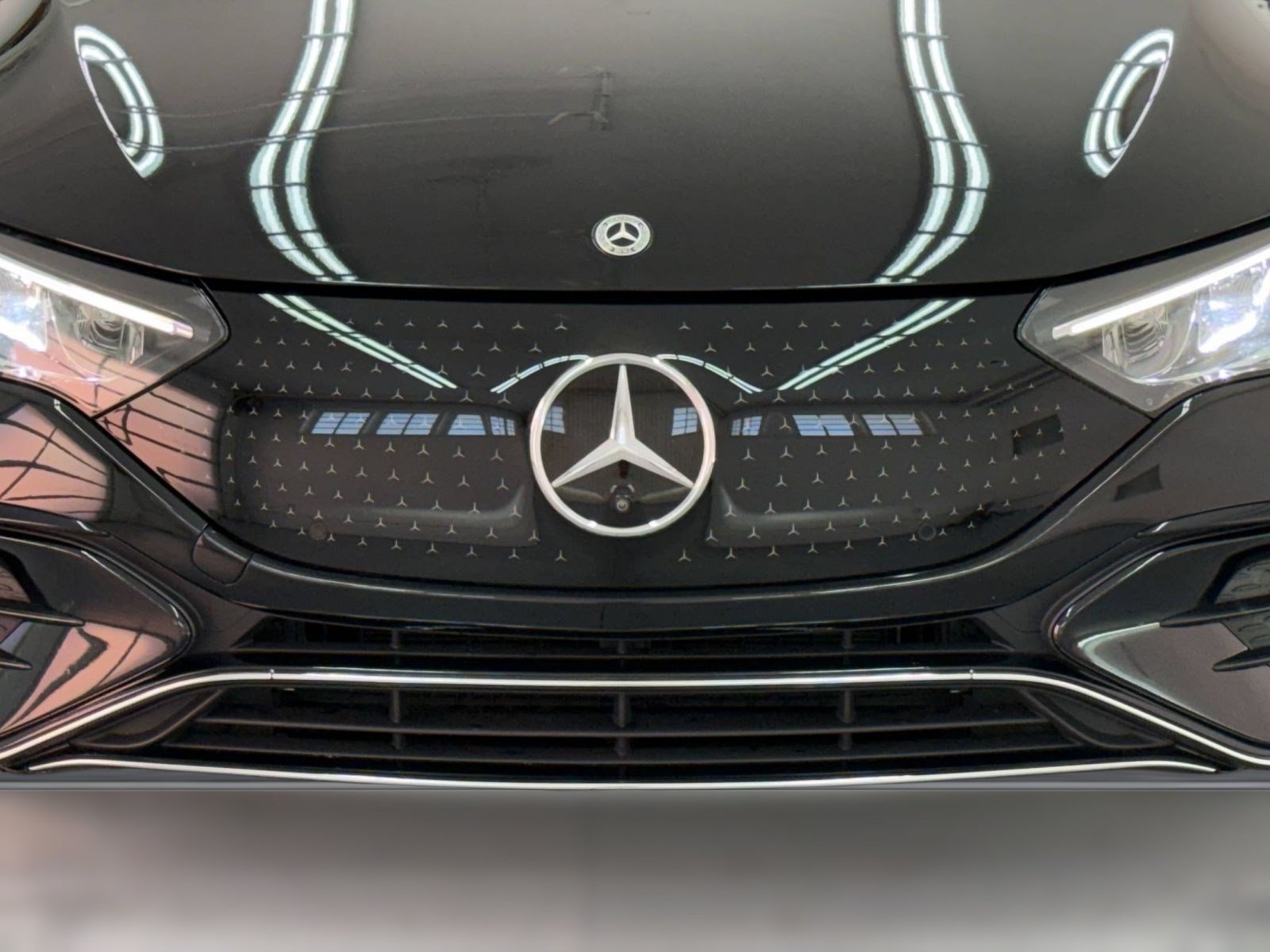 Used 2024 Mercedes-Benz EQE 350+ Sedan image 25