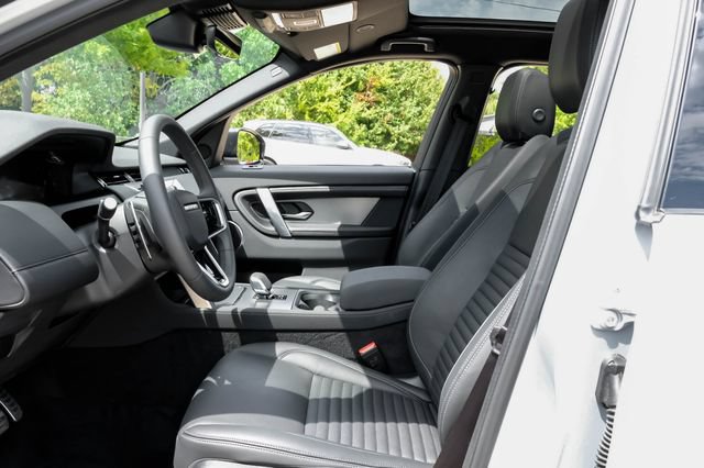 Used 2026 Land Rover Discovery Sport Landmark AWD/4WD image 4