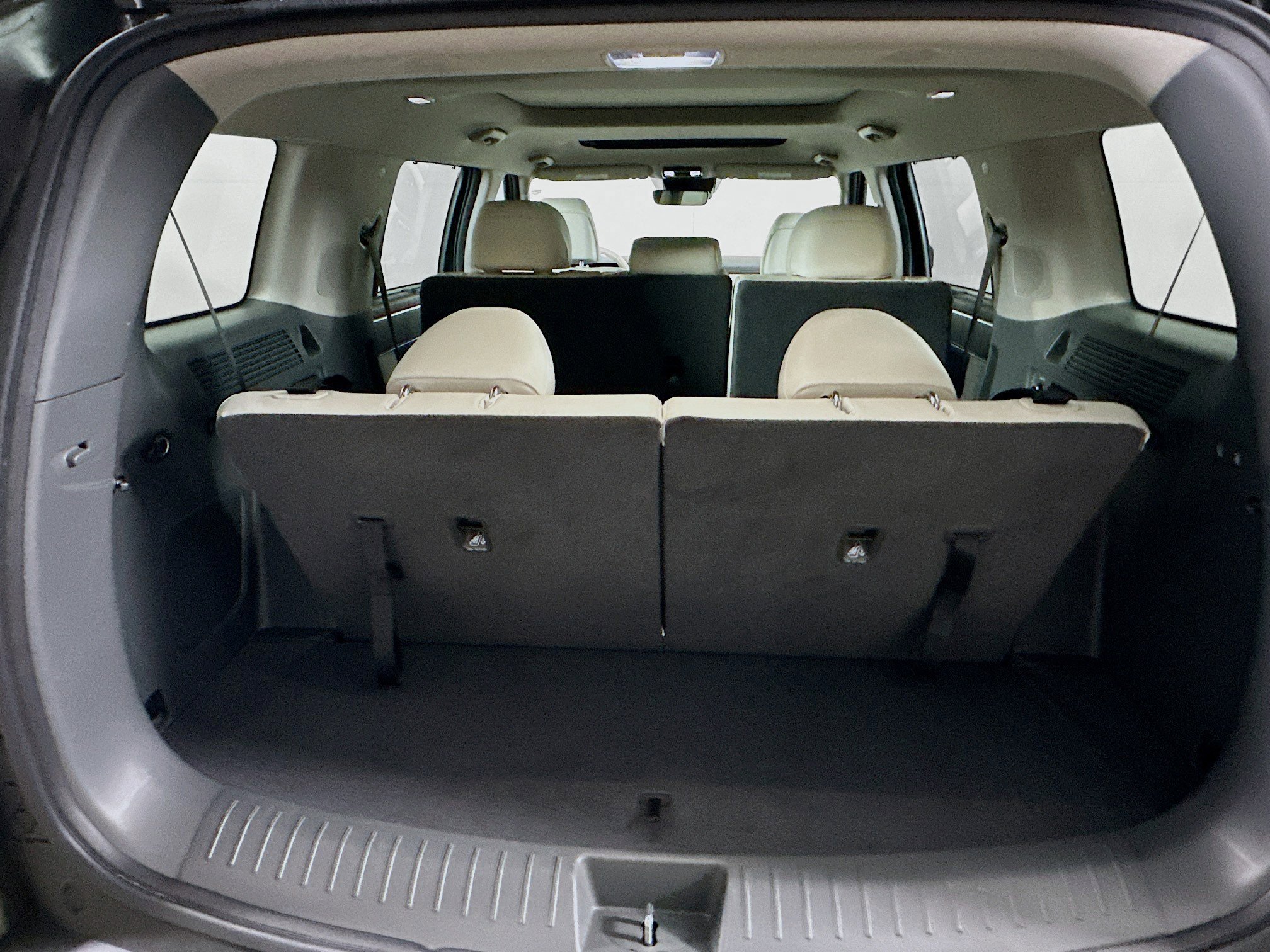 Used 2024 Hyundai Santa Fe Limited image 30