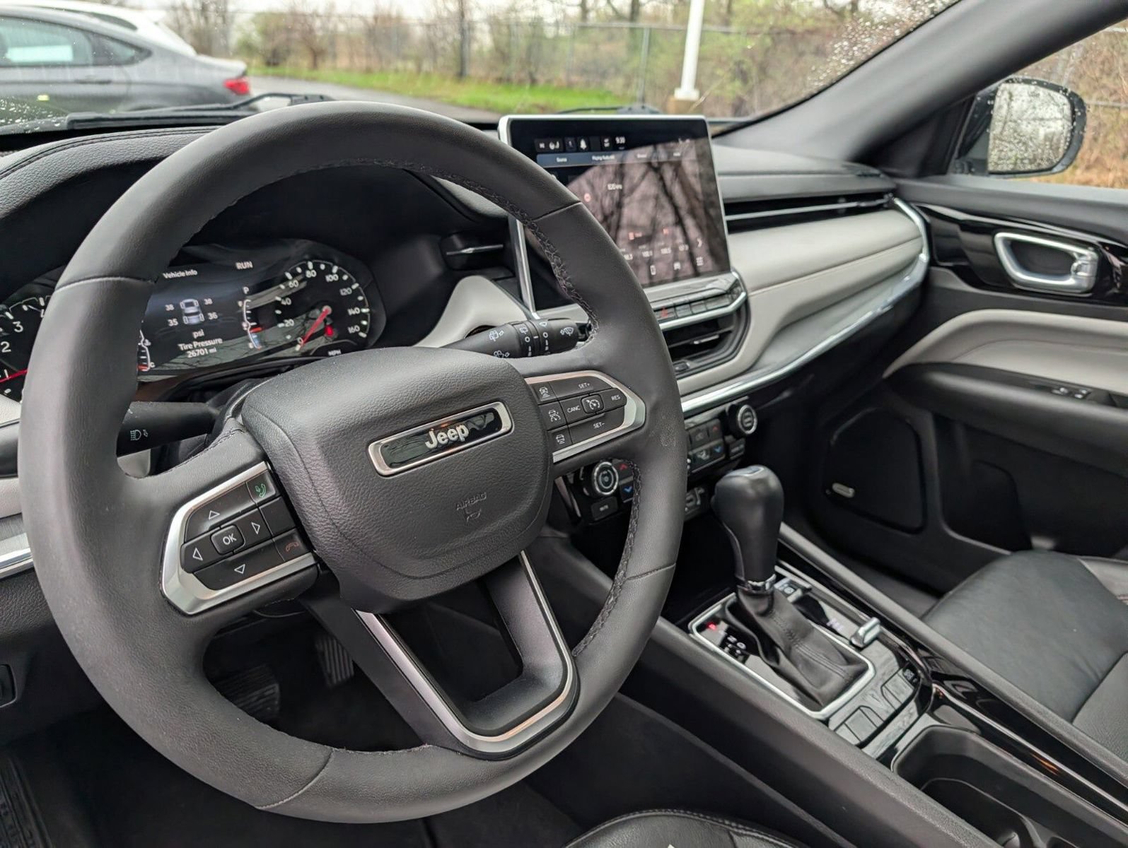 Used 2023 Jeep Compass Limited w/ Sun and Sound Group AWD/4WD image 28