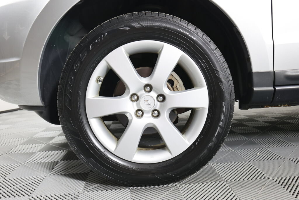 Used 2007 Hyundai Santa Fe SE FWD image 9