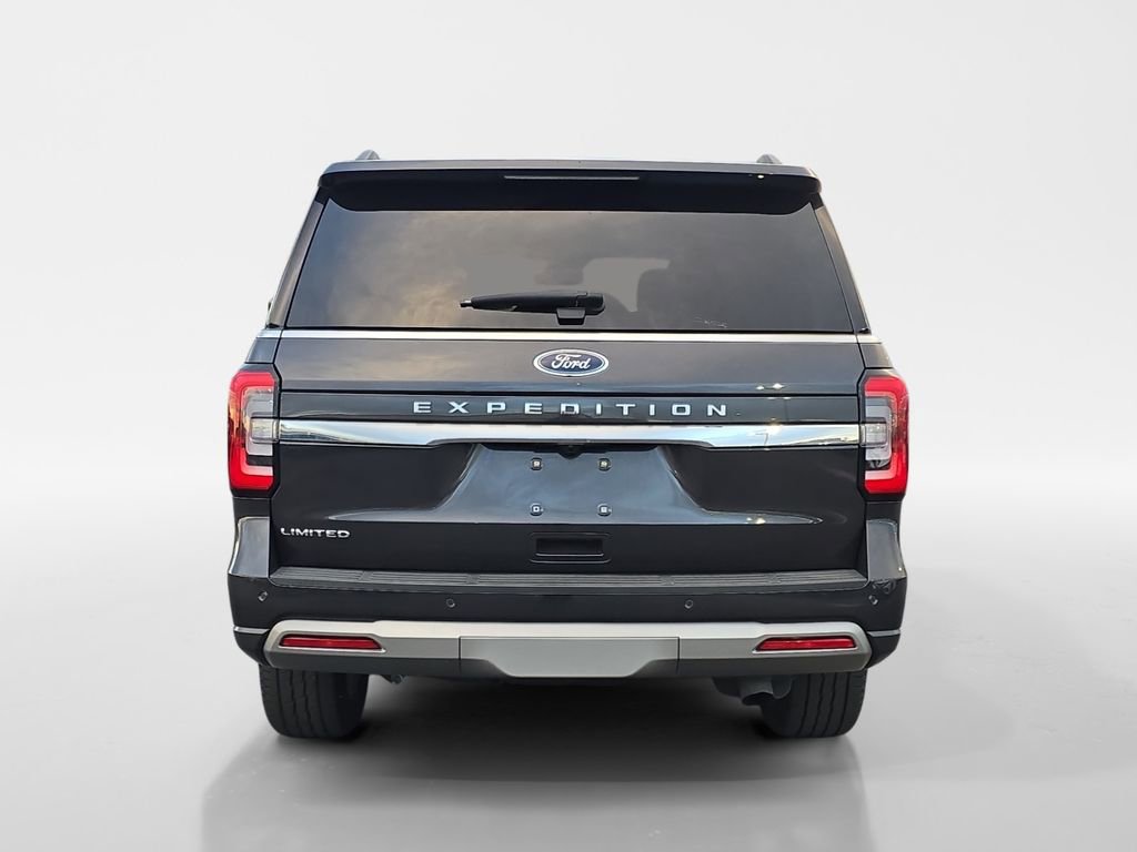 Used 2024 Ford Expedition Limited image 4
