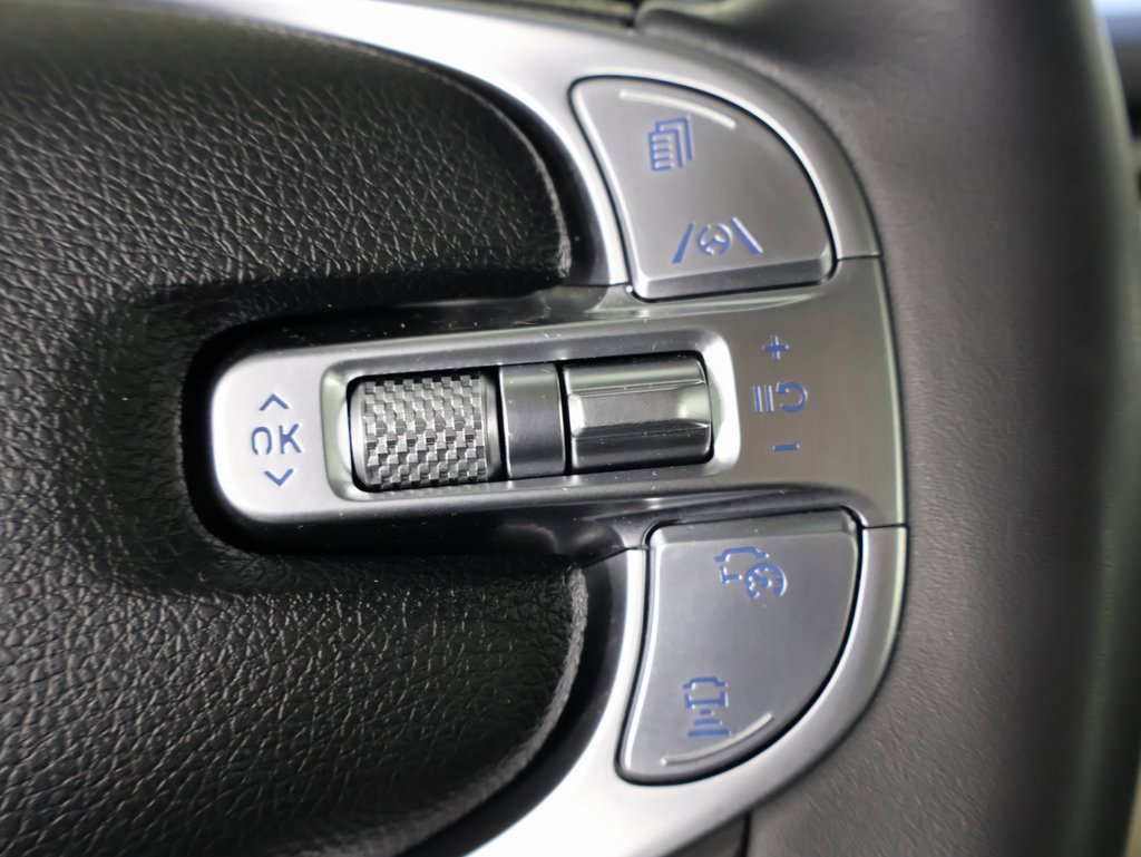 Used 2023 Genesis GV70 2.5T w/ Advanced Package image 29