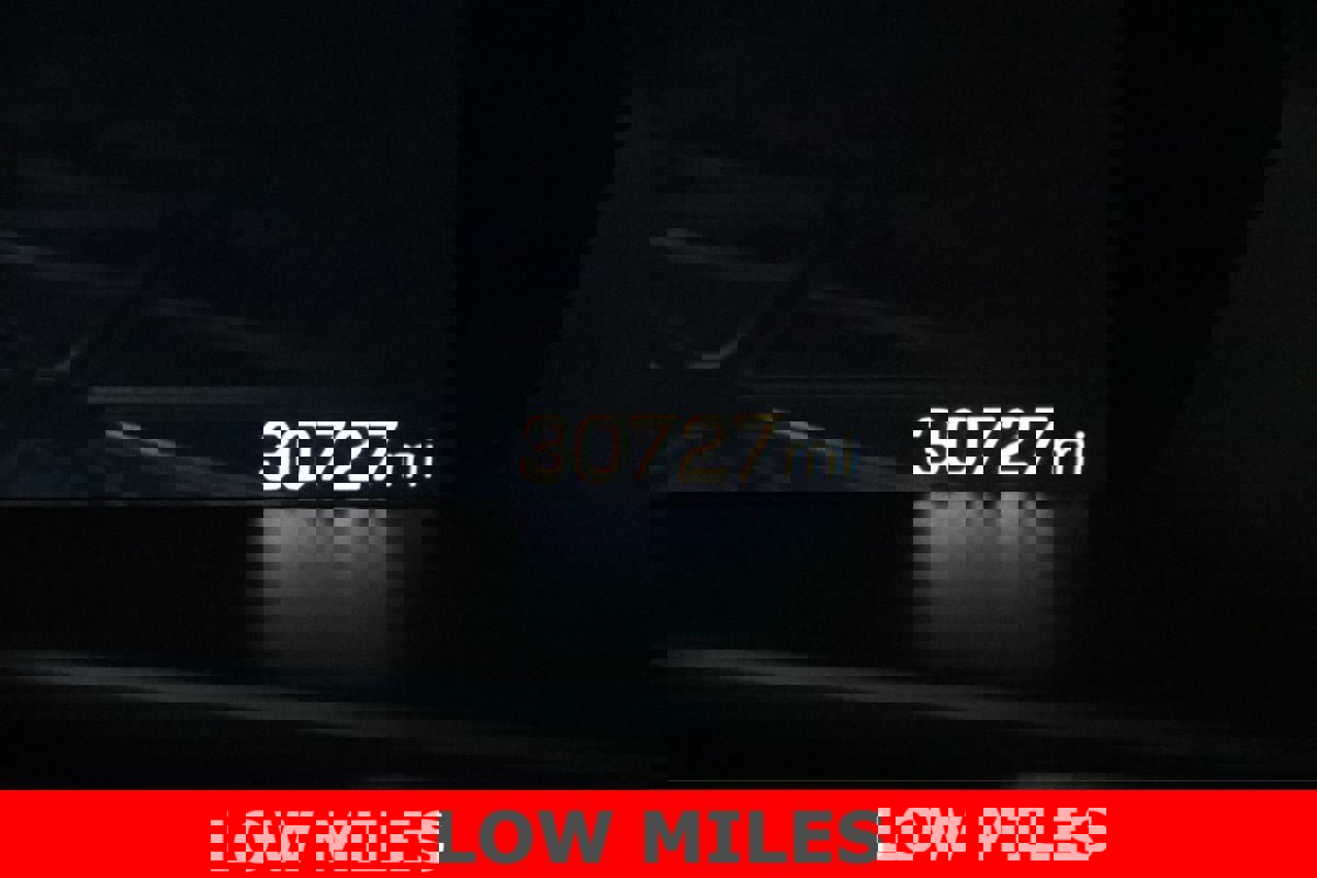 Used 2023 GMC Canyon AT4X image 12