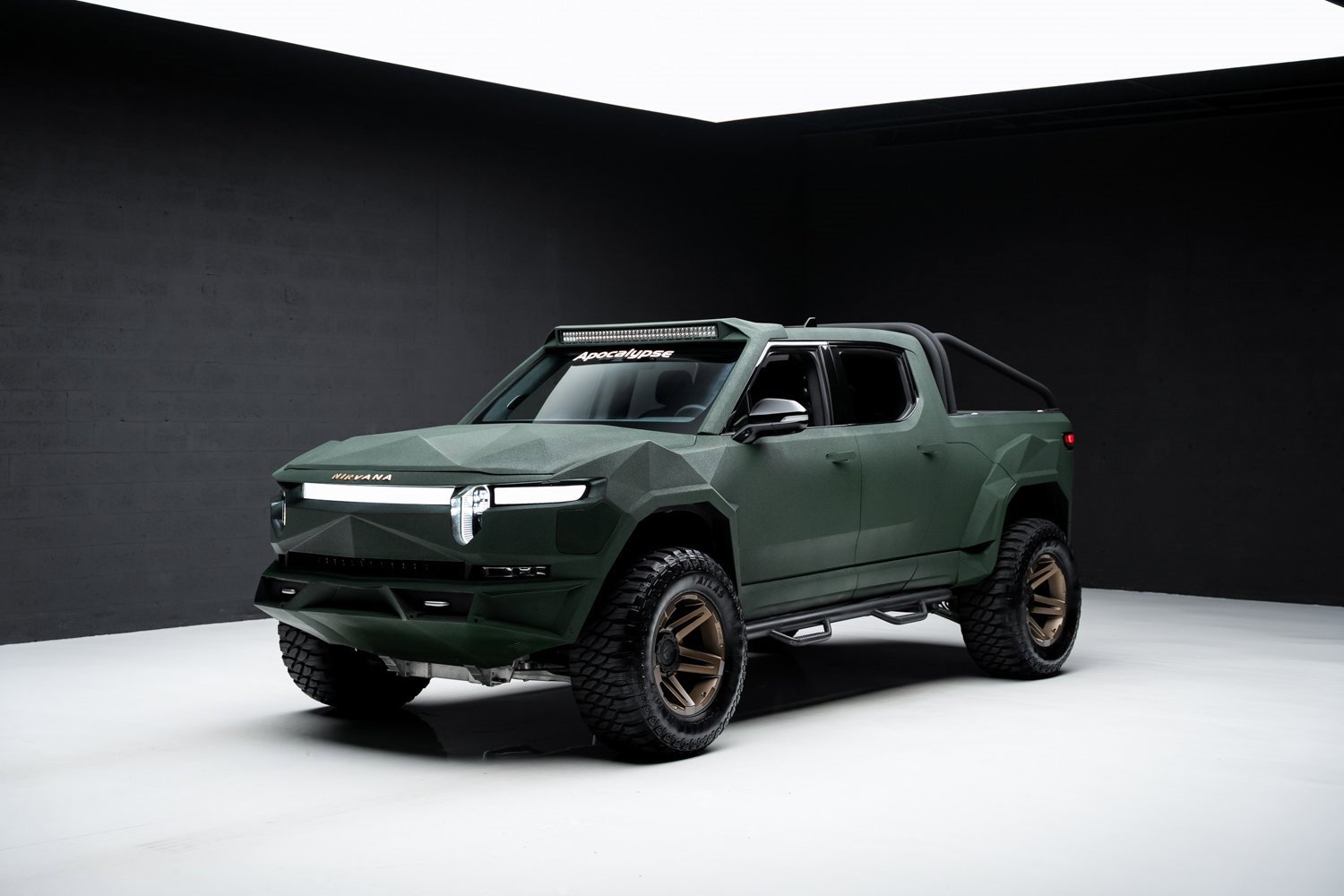 Used 2022 Rivian R1T Adventure image 4