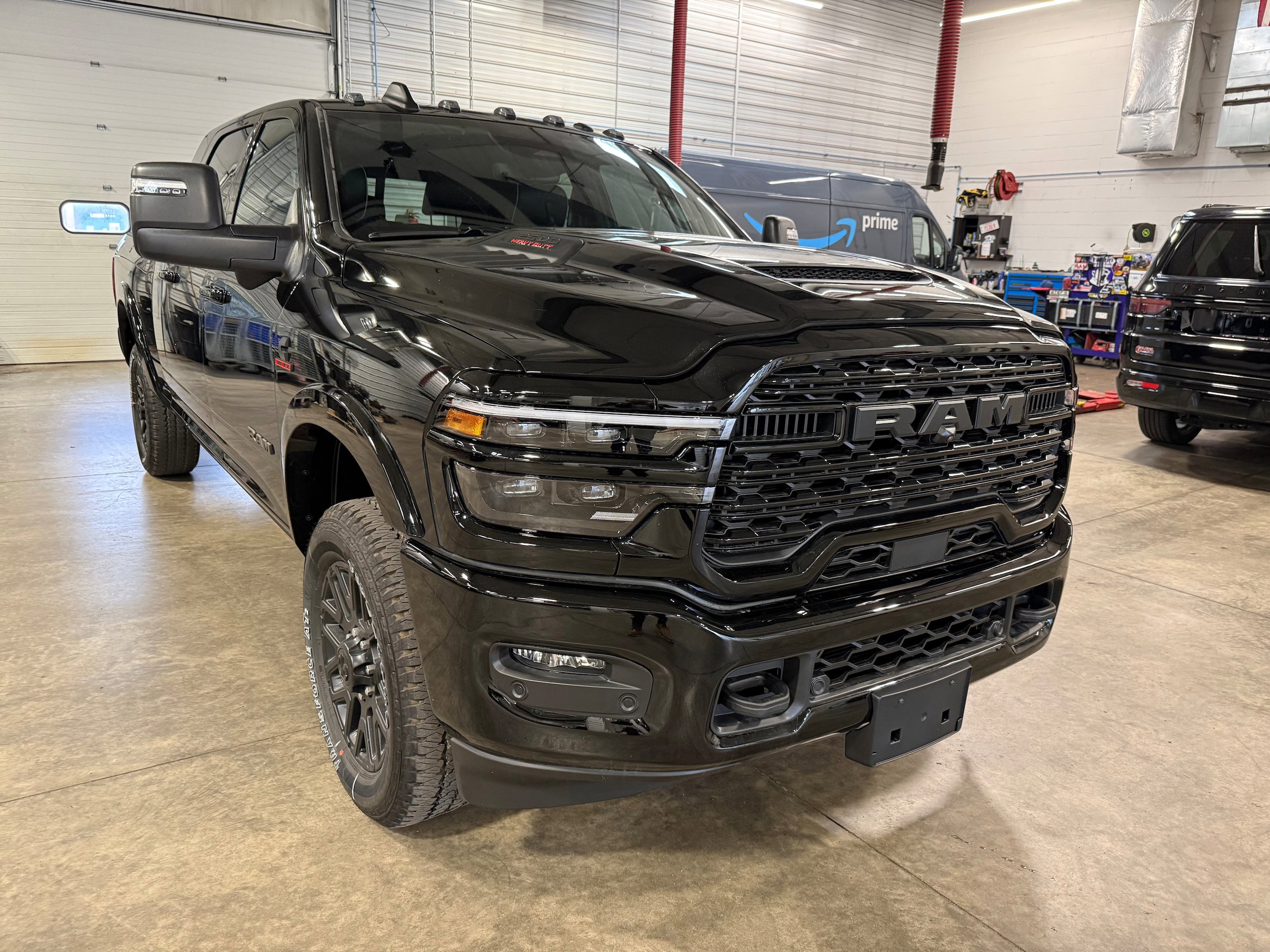 New 2026 RAM 2500 Limited AWD/4WD image 1