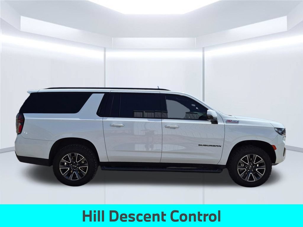 Used 2023 Chevrolet Suburban Z71 w/ Luxury Package AWD/4WD image 8