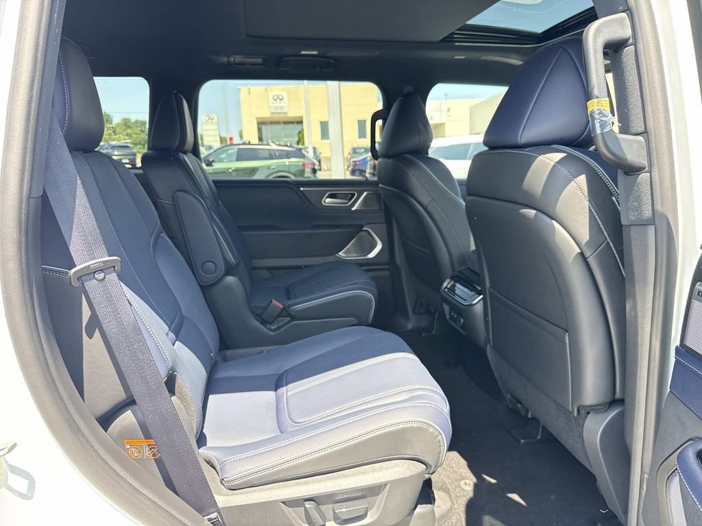 New 2027 INFINITI QX80 Sensory w/ Sport Exterior Package AWD/4WD image 21