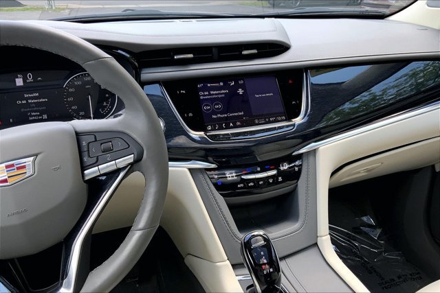 Used 2024 Cadillac XT6 Premium Luxury w/ LPO, Floor Liner Package AWD/4WD image 5