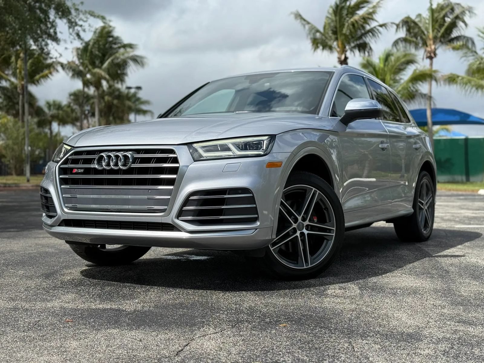 Used 2018 Audi SQ5 Premium Plus AWD/4WD image 2