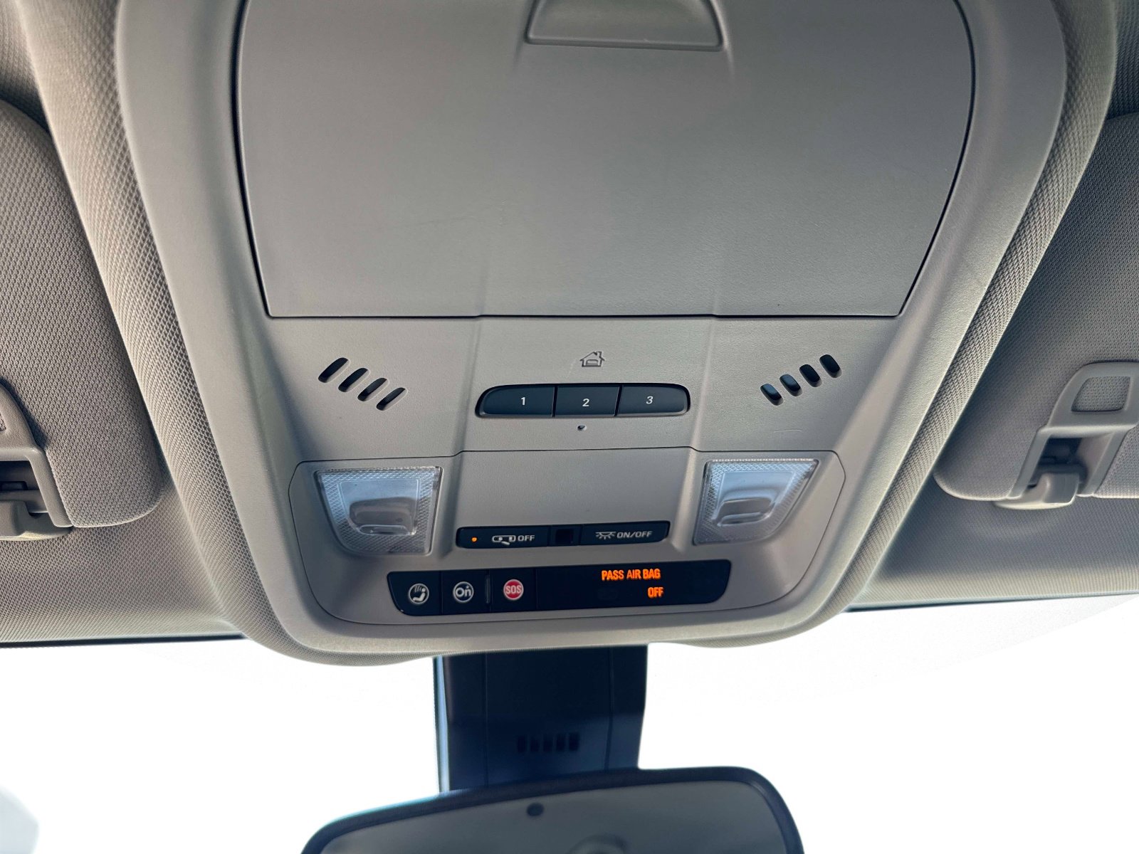 Used 2019 Chevrolet Equinox Premier AWD/4WD image 27