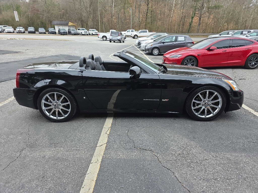 Used 2008 Cadillac XLR V image 13