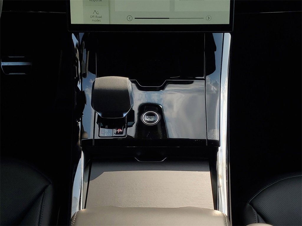 New 2025 Land Rover Range Rover Sport Dynamic SE image 33