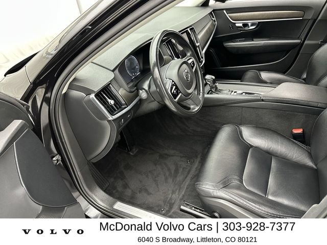 Used 2018 Volvo V90 T5 Cross Country w/ Convenience Package AWD/4WD image 11