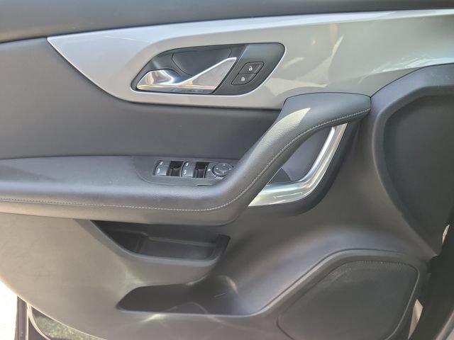 Used 2019 Chevrolet Blazer LT FWD image 13