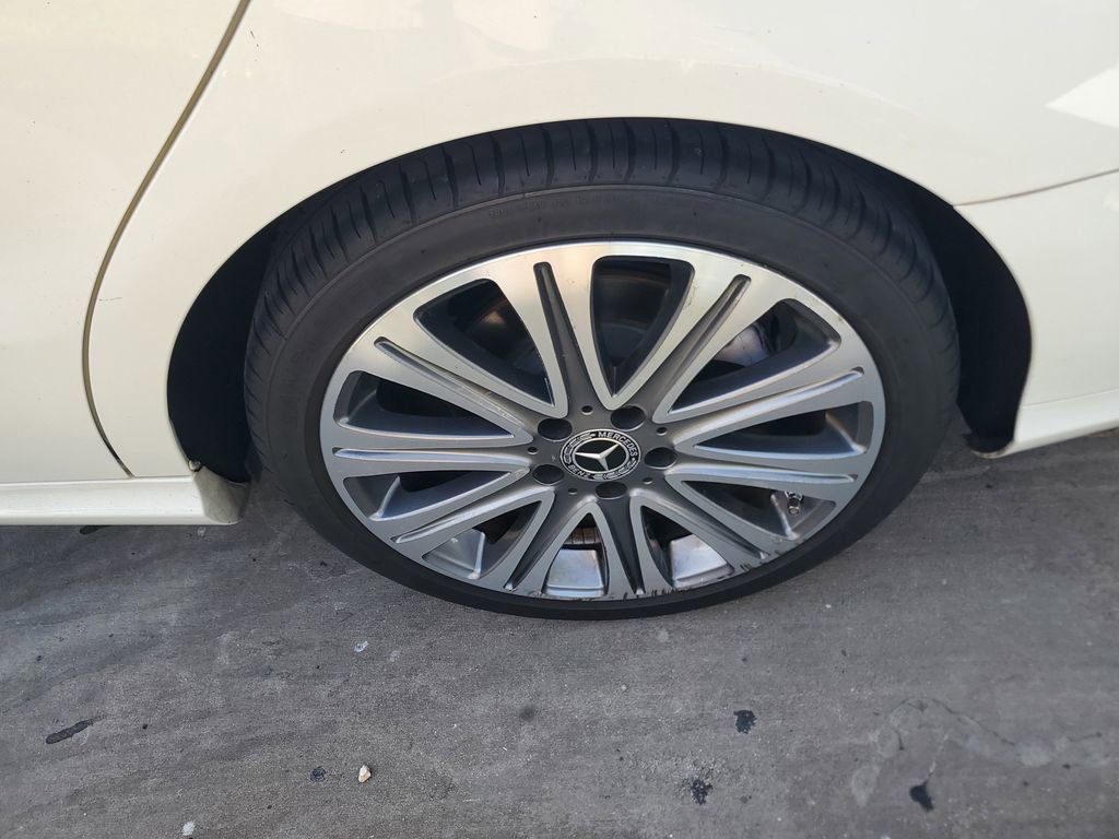 Used 2018 Mercedes-Benz CLA 250 image 7