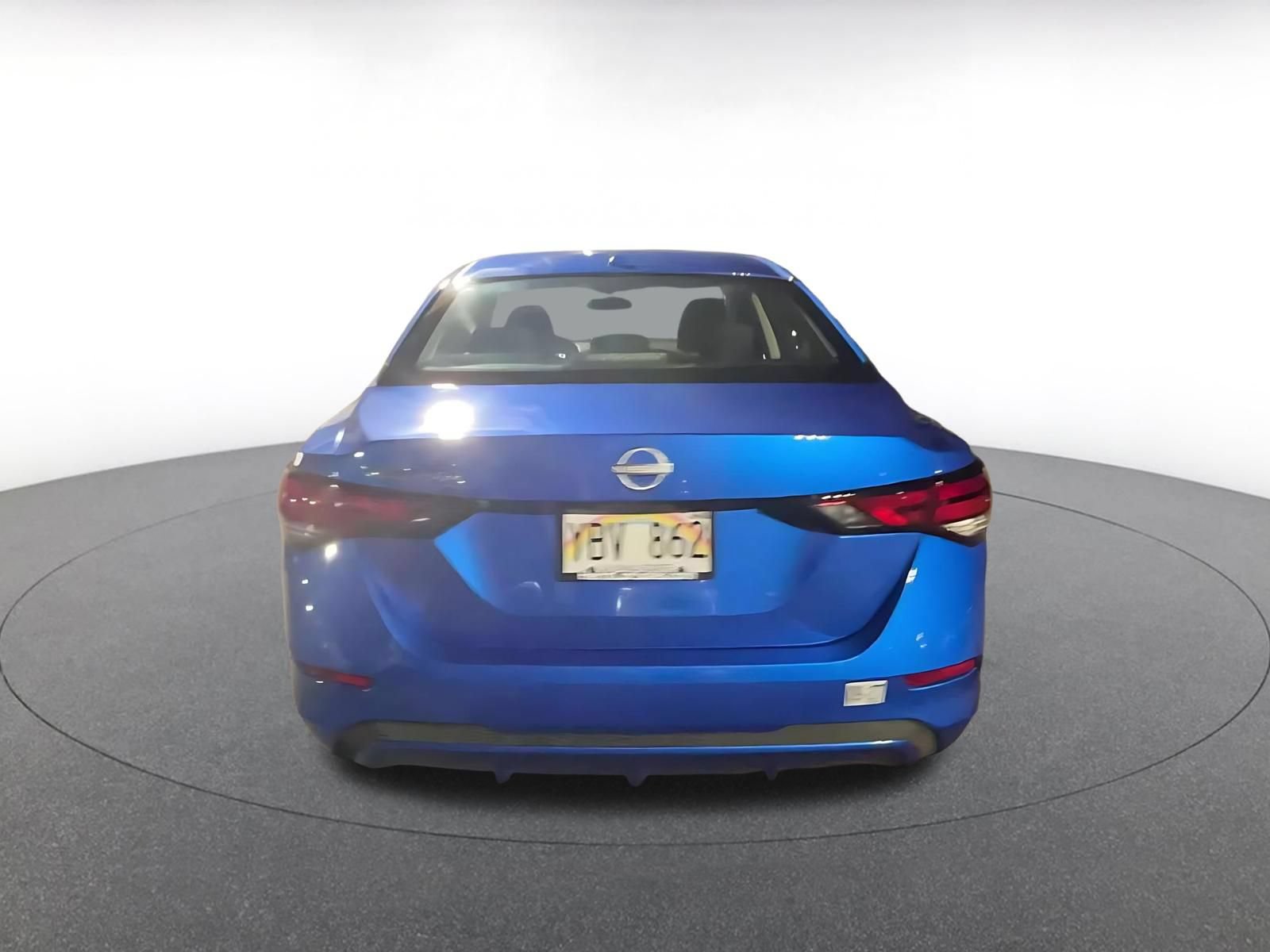 Used 2025 Nissan Sentra SV FWD image 12