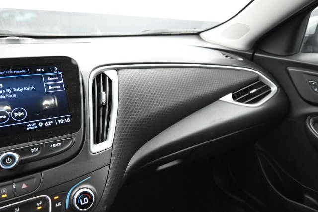 Used 2025 Chevrolet Malibu LT FWD image 14